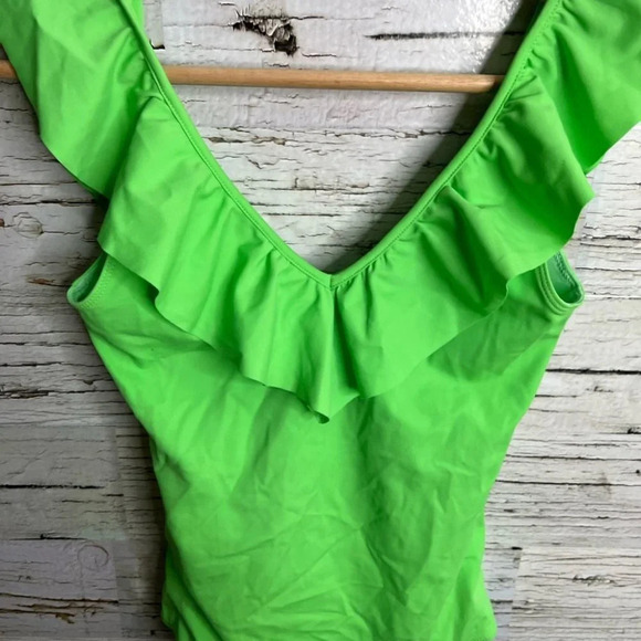 Aritzia  wilfred free green bodysuit size xs ruffle - Picture 2 of 9
